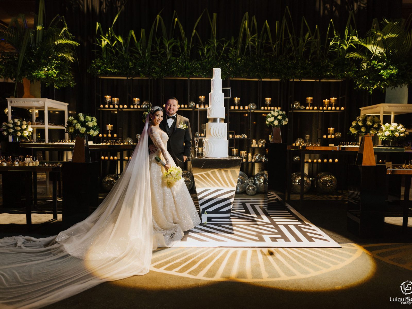 Joelsanchez_blackwhiteWedding_1